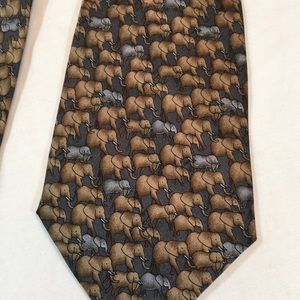 KAREN BIERCE | 100% silk Elephants tie